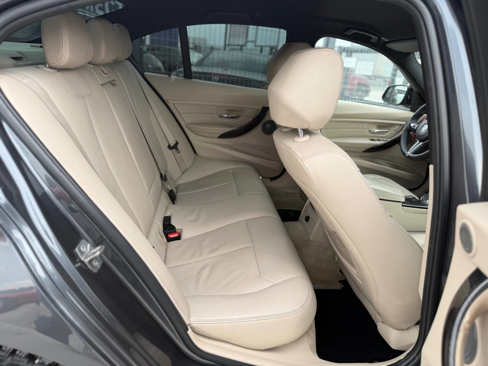 BMW 320 D* 2014�* M Pack* ��������* 177.000��* ��� ������� | Mobile.bg � ����������� 11