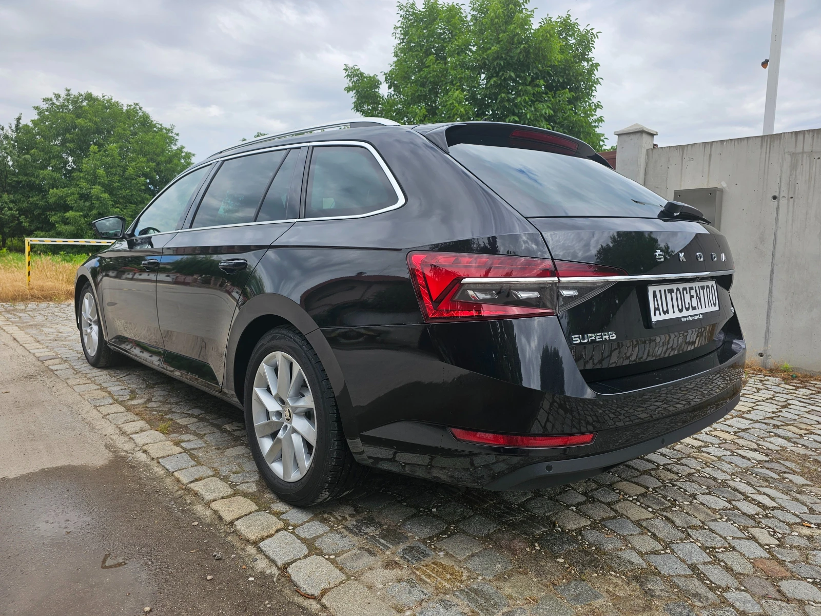 Skoda Superb 2.0 TDI 4x4 Premium Edition ���� ����� ��������� | Mobile.bg � ����������� 4