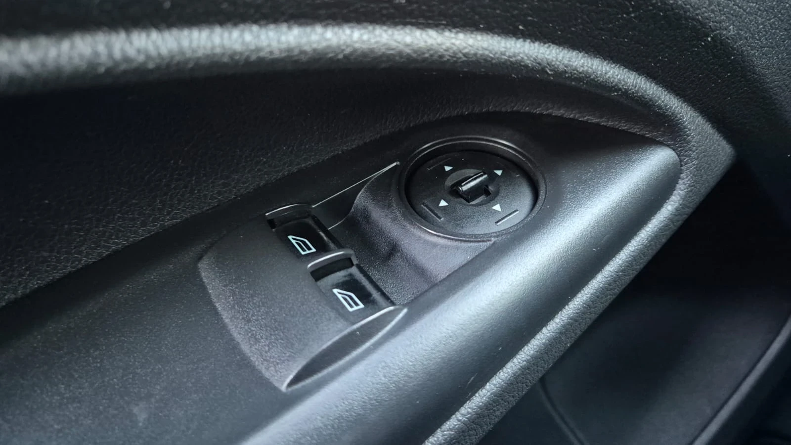 Ford Connect, снимка 12 - Автомобили и джипове - 54351981