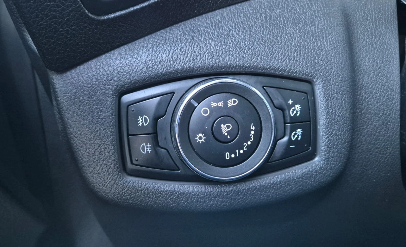 Ford Connect, снимка 11 - Автомобили и джипове - 54351981