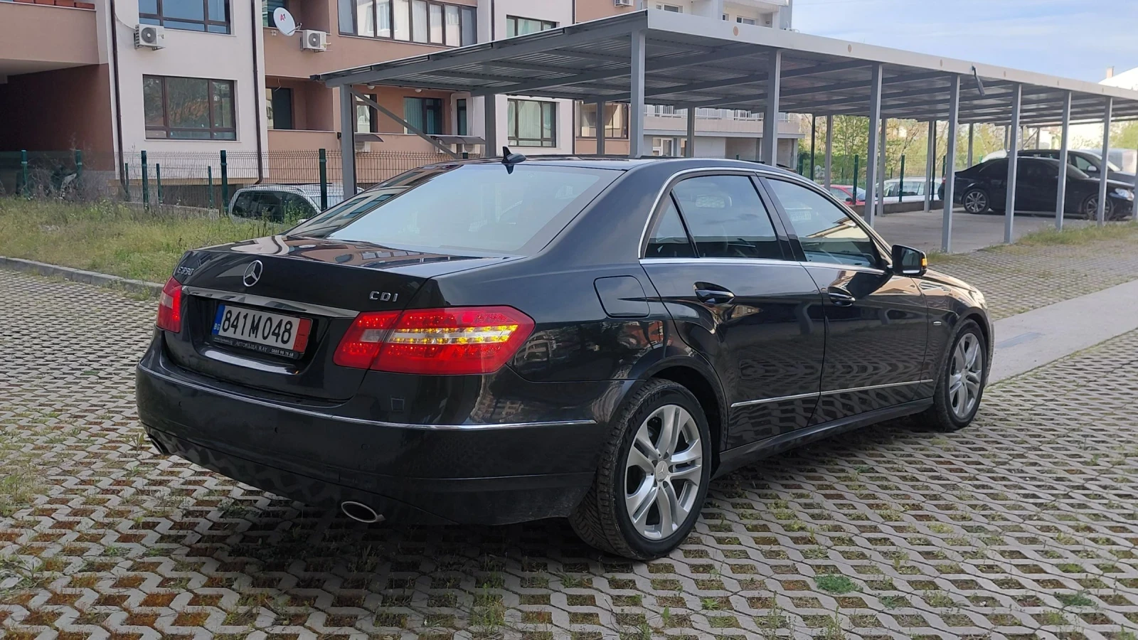 Mercedes-Benz E 350 AVANGARD, снимка 7 - Автомобили и джипове - 54452787