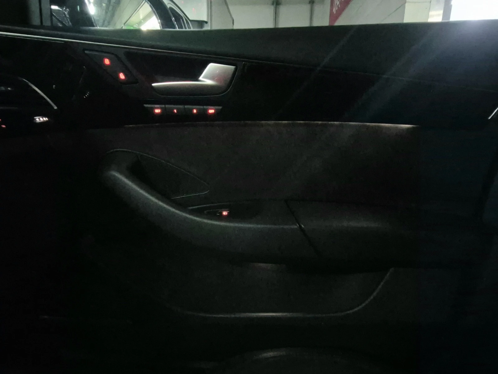 Audi A8 * TDI* QUATTRO* Camera* Keyless* АВТОКРЕДИТ, снимка 13 - Автомобили и джипове - 54582469