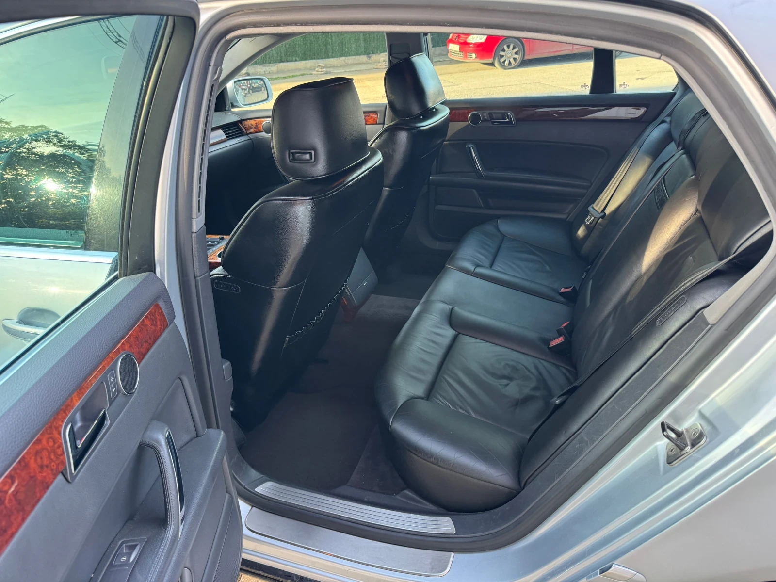 VW Phaeton 3.0TDI, снимка 9 - Автомобили и джипове - 54730469