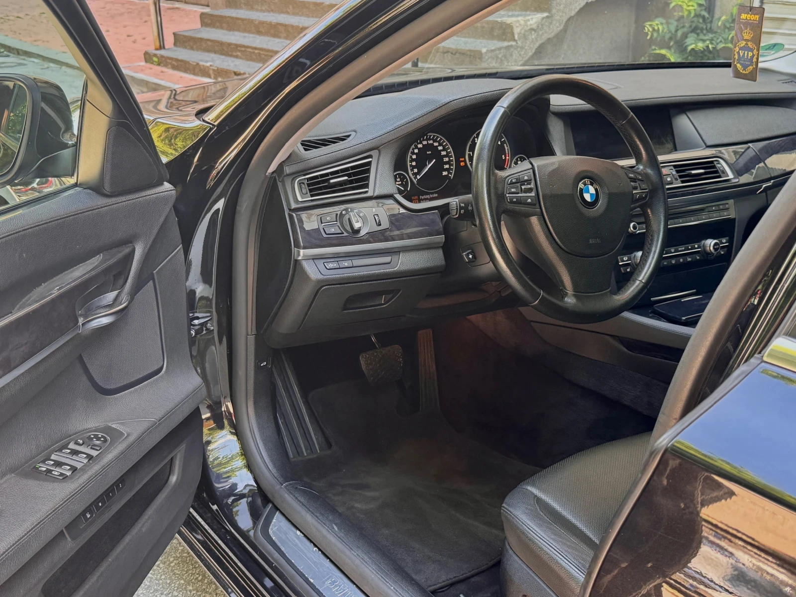 BMW 730, снимка 7 - Автомобили и джипове - 54834372