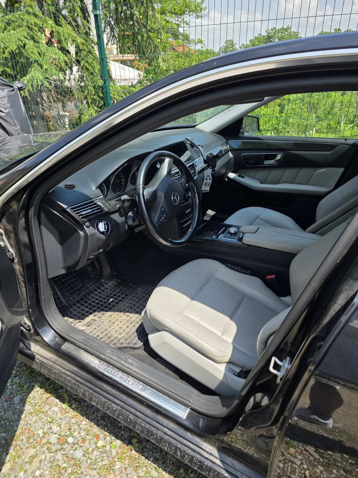 Mercedes-Benz E 350, снимка 2 - Автомобили и джипове - 54890291