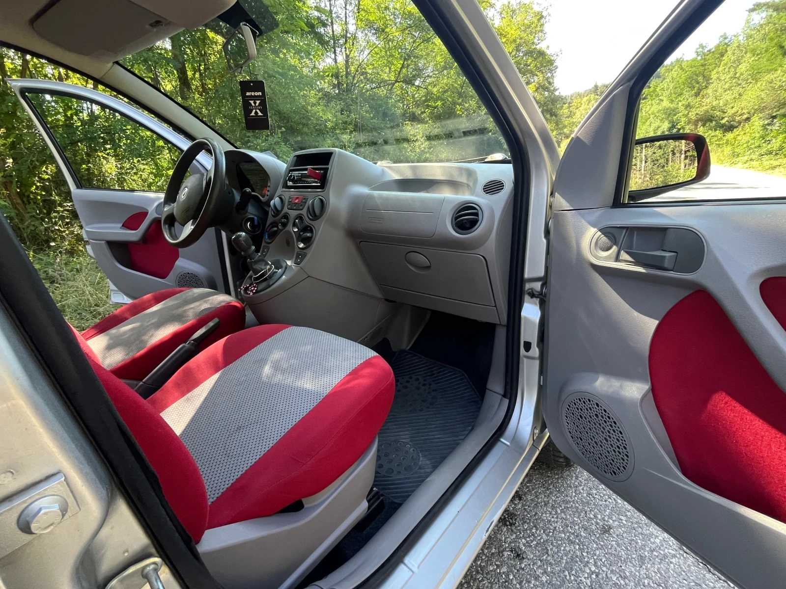 Fiat Panda 1.2i 4x4 КЛИМАТИК, снимка 8 - Автомобили и джипове - 55426937