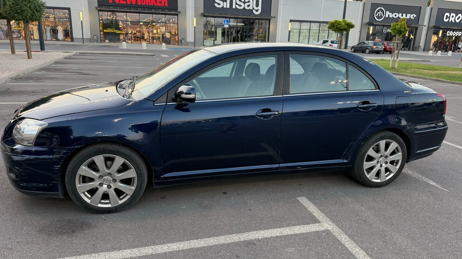 Toyota Avensis, снимка 6 - Автомобили и джипове - 55708717