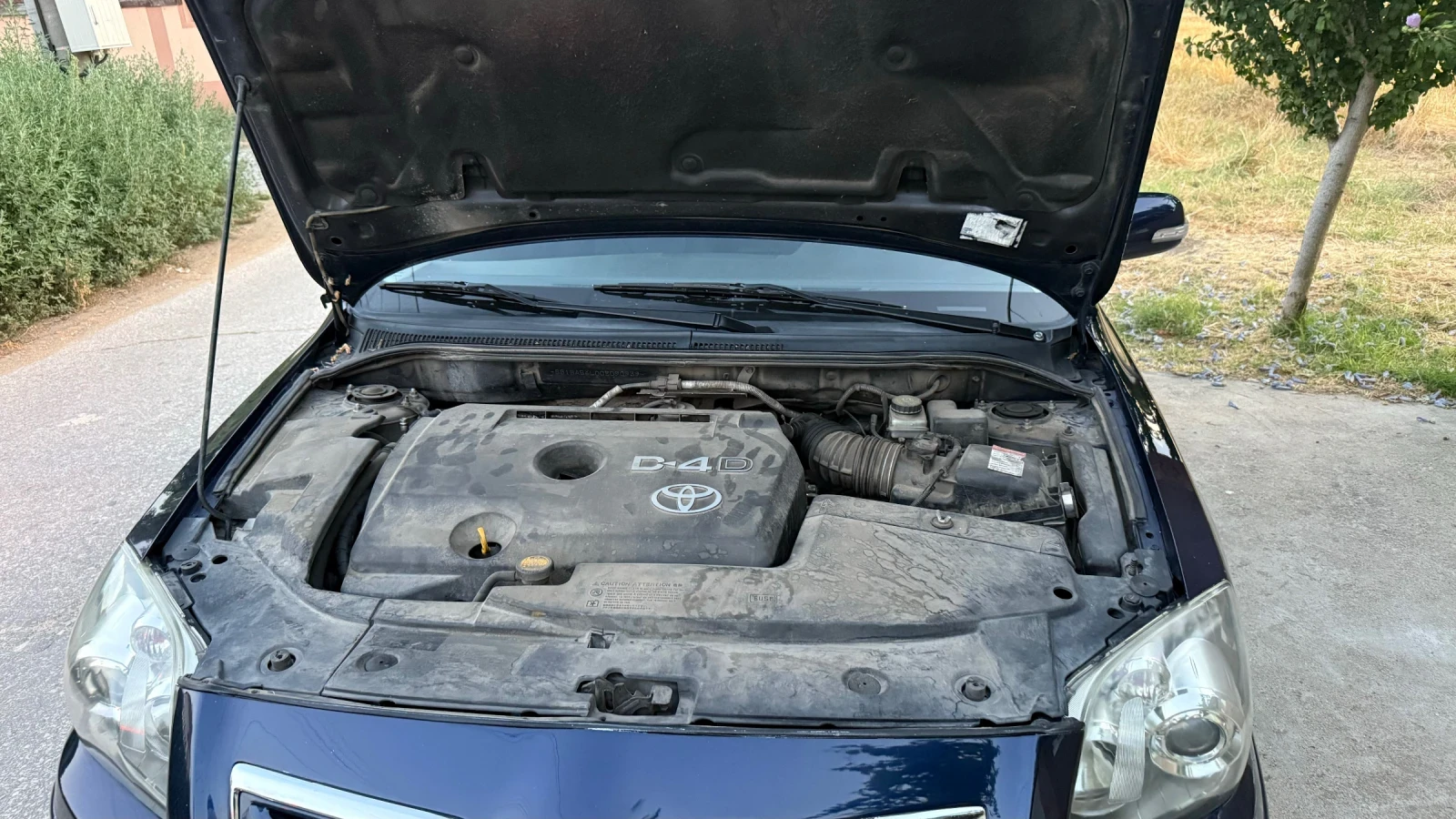Toyota Avensis, снимка 16 - Автомобили и джипове - 55708717