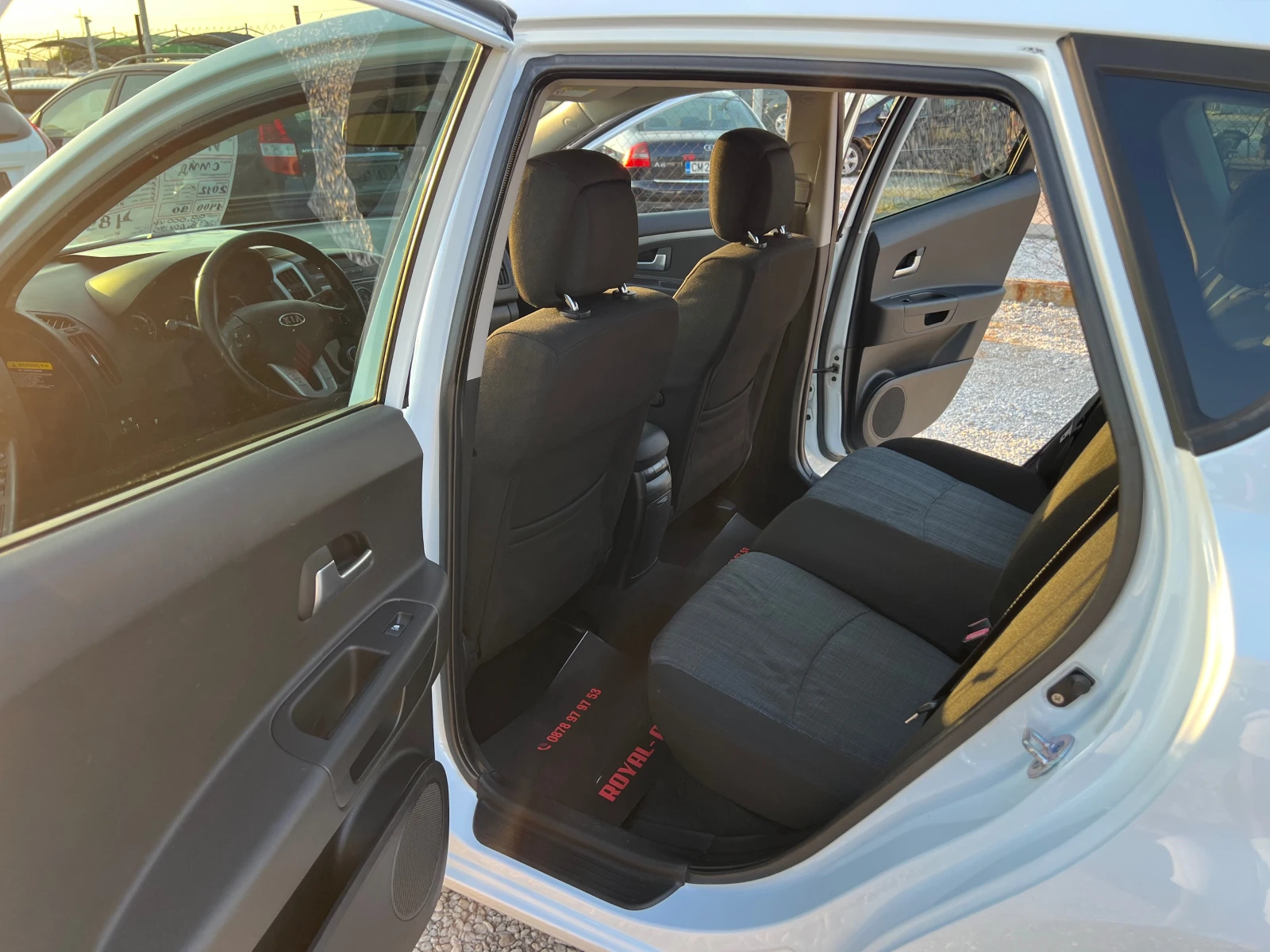 Kia Ceed ЛИЗИНГ-КЛИМАТРОНИК-ТОП, снимка 10 - Автомобили и джипове - 55904917