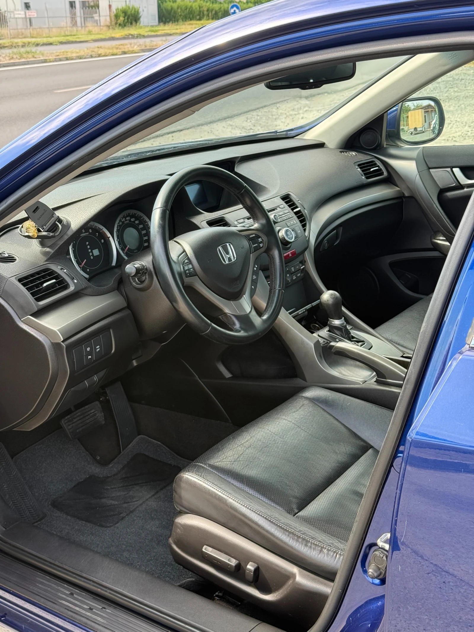 Honda Accord 2.4 * EXECUTIVE* , снимка 10 - Автомобили и джипове - 56184366