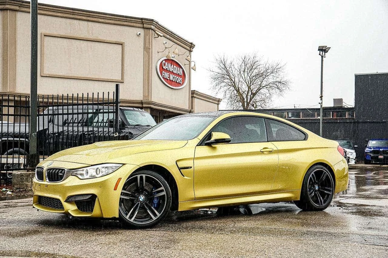 BMW M4 * S55 COUPE| MANUAL GEAR| HUD| CARBON FIBER| NAVI*