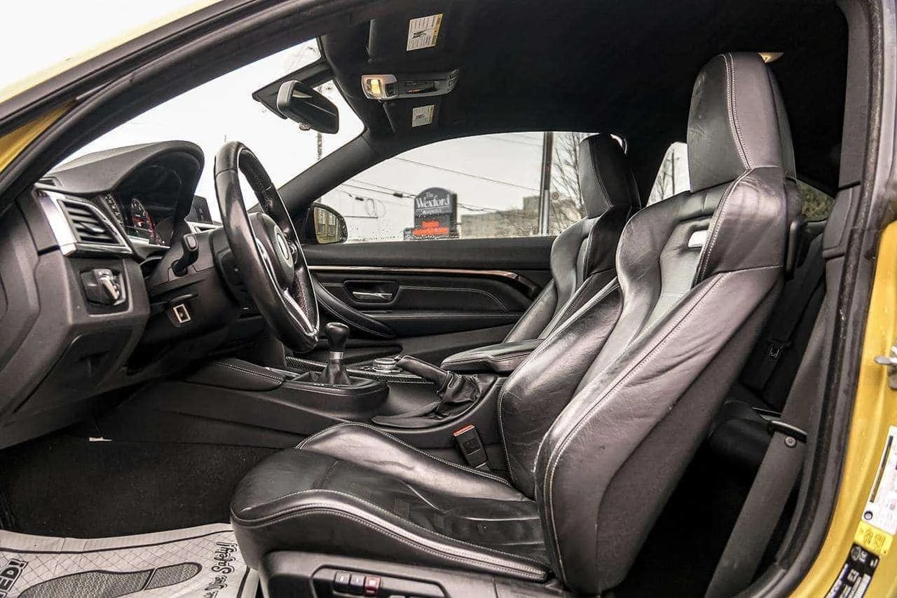 BMW M4 * S55 COUPE| MANUAL GEAR| HUD| CARBON FIBER| NAVI*, снимка 13 - Автомобили и джипове - 56271899