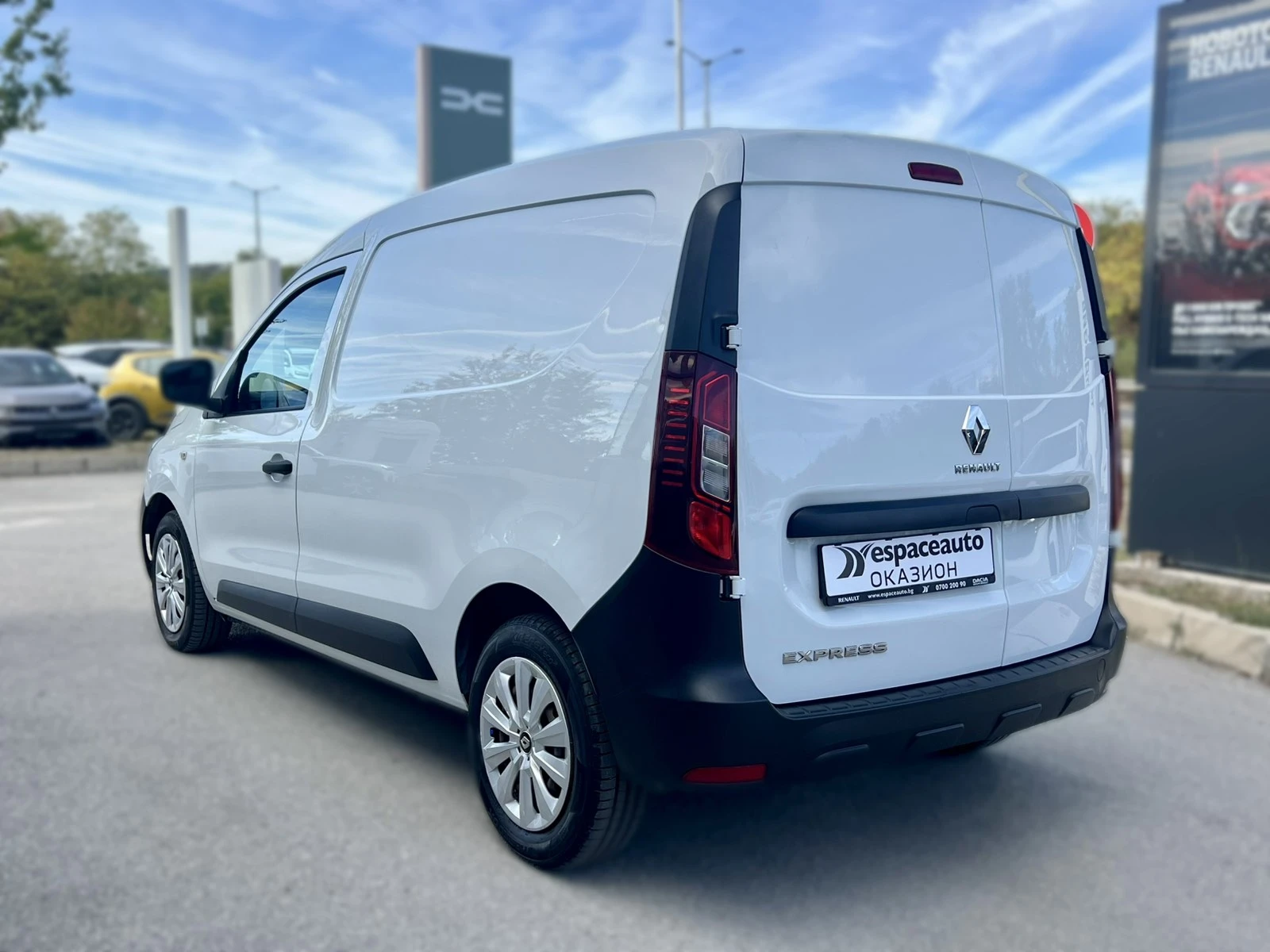 Renault Express 1.5 Blue dCi / 75 к.с., снимка 6 - Автомобили и джипове - 56394218