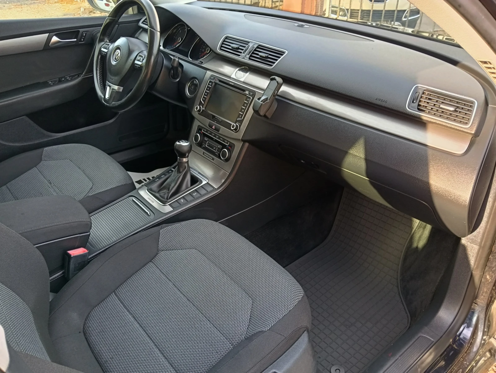 VW Passat 2.0 TDI | Mobile.bg � ����������� 10