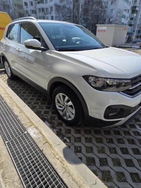 VW T-Cross 1.0 TSI, DSG от Порше България, снимка 8