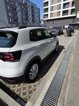 VW T-Cross 1.0 TSI, DSG от Порше България, снимка 4