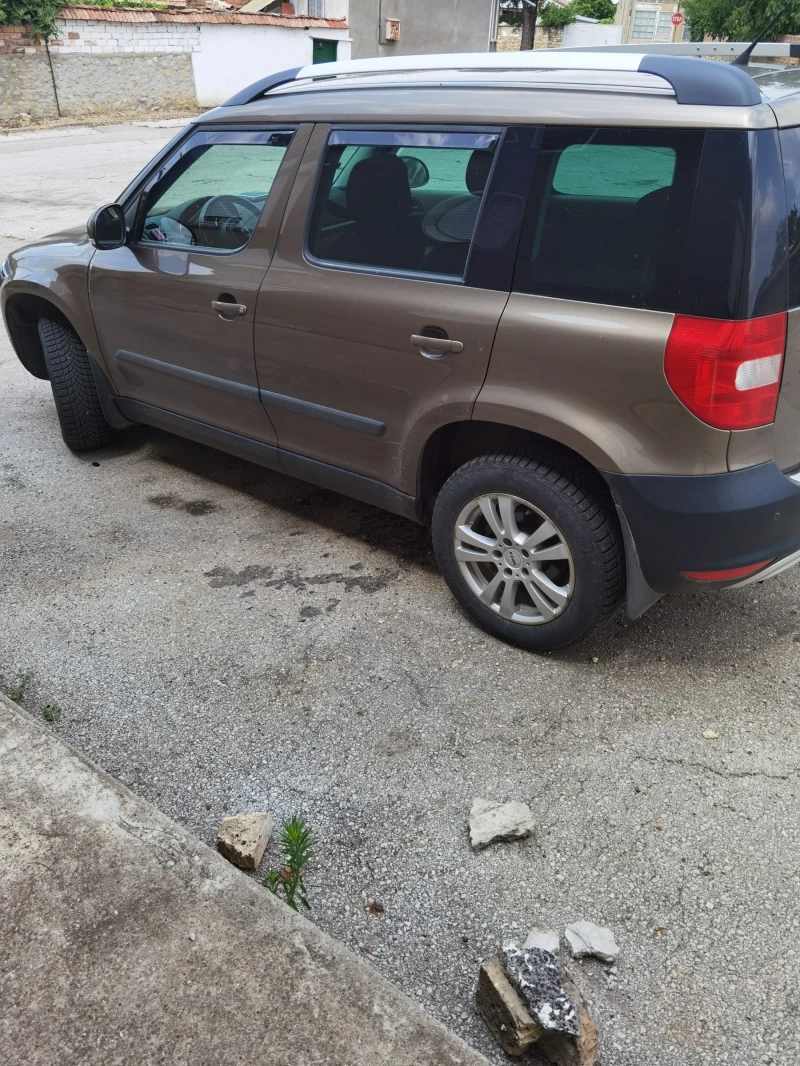 Skoda Yeti 1.8 турбо, снимка 2 - Автомобили и джипове - 47295600