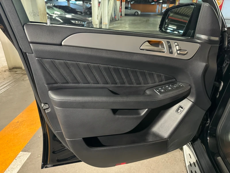 Mercedes-Benz GLE 350  AMG optic, снимка 14 - Автомобили и джипове - 48300841