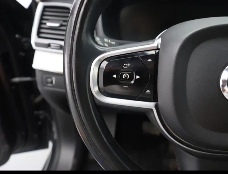 Volvo Xc90, снимка 8 - Автомобили и джипове - 51536310