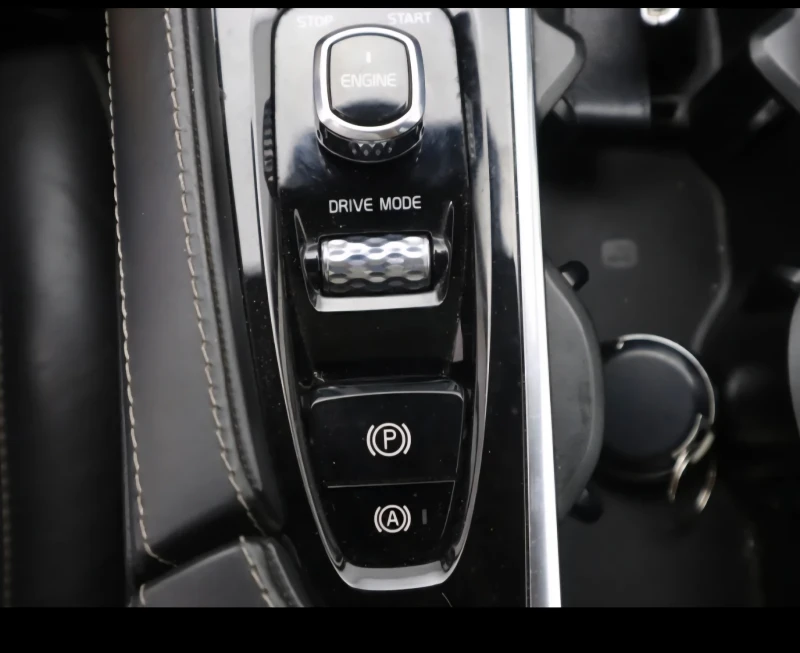 Volvo Xc90, снимка 11 - Автомобили и джипове - 51536310