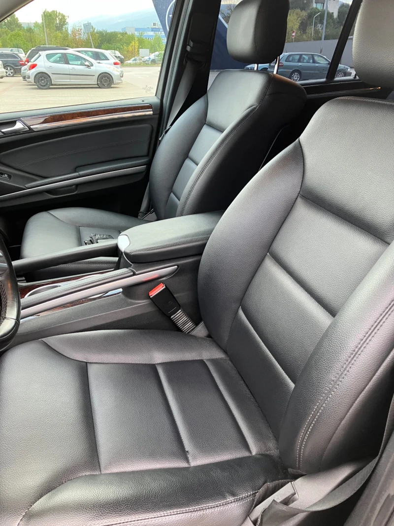 Mercedes-Benz ML 350, снимка 9 - Автомобили и джипове - 53406042