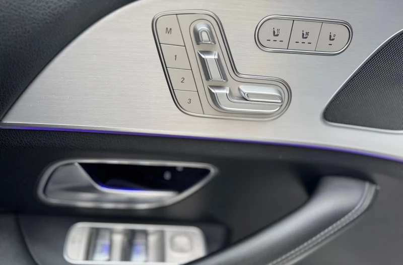 Mercedes-Benz GLE 350 d 4Matic AMG-Line, снимка 11 - Автомобили и джипове - 53412958