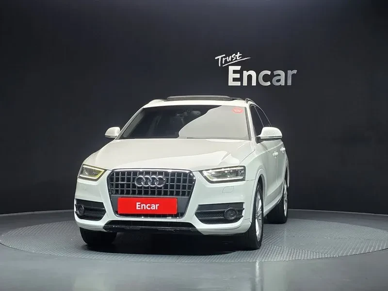 Audi Q3 2.0 TDI Quattro - САМО 30% АВАНС, снимка 4 - Автомобили и джипове - 56066419