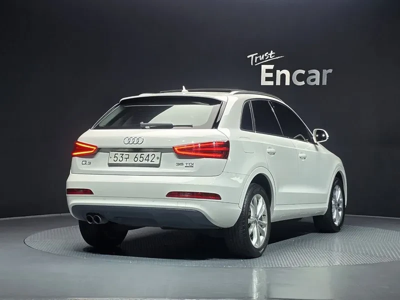 Audi Q3 2.0 TDI Quattro - САМО 30% АВАНС, снимка 6 - Автомобили и джипове - 56066419