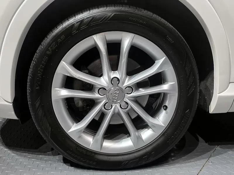 Audi Q3 2.0 TDI Quattro - САМО 30% АВАНС, снимка 10 - Автомобили и джипове - 56066419