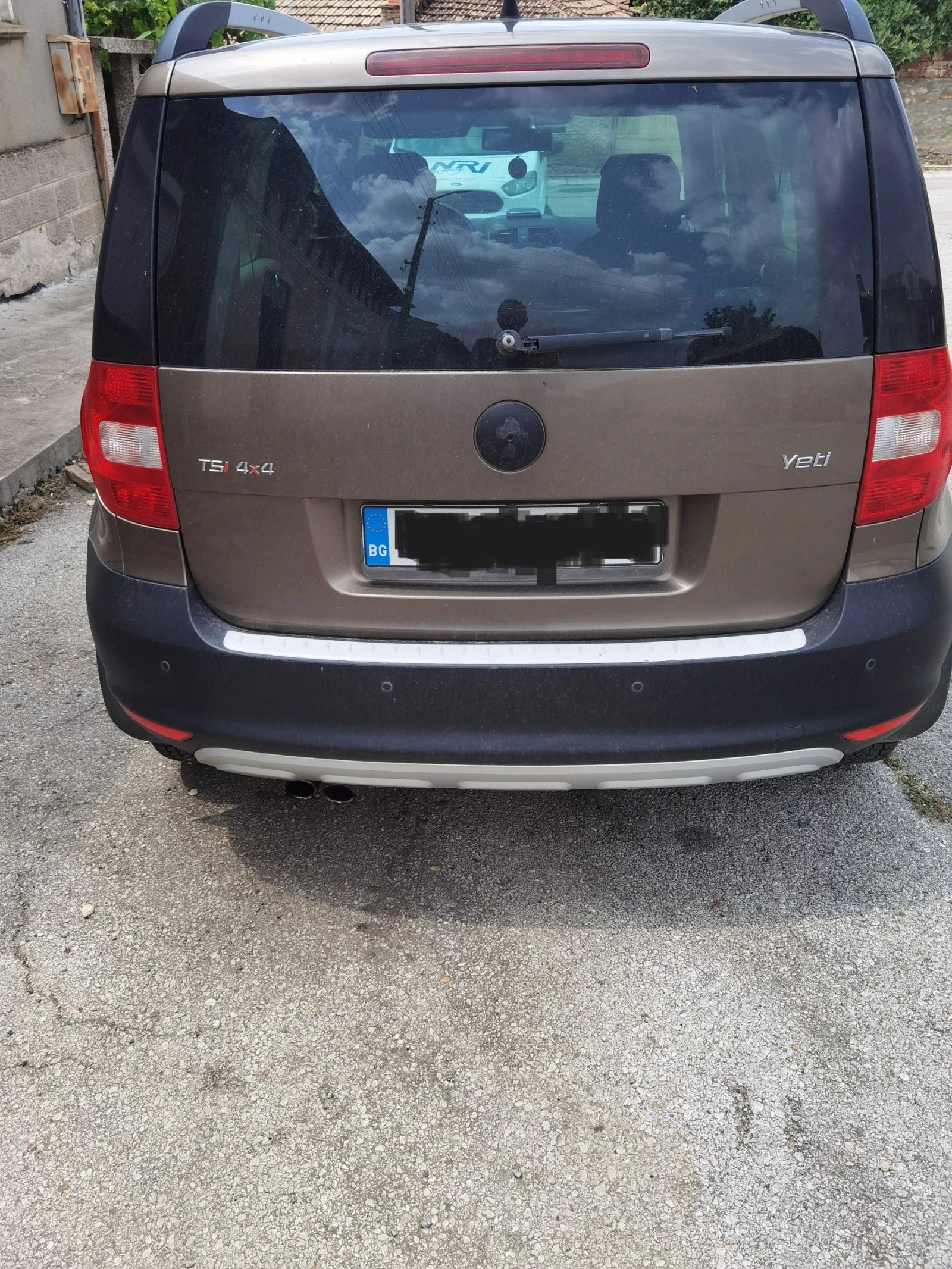 Skoda Yeti 1.8 турбо - изображение 8