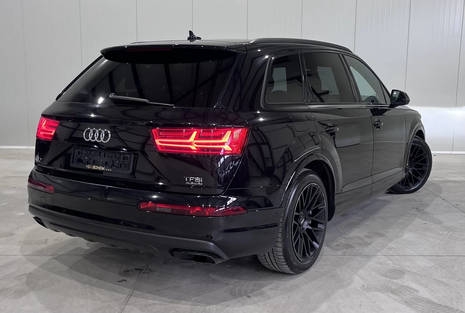 Audi Q7 30T Technik Black Optic - изображение 5