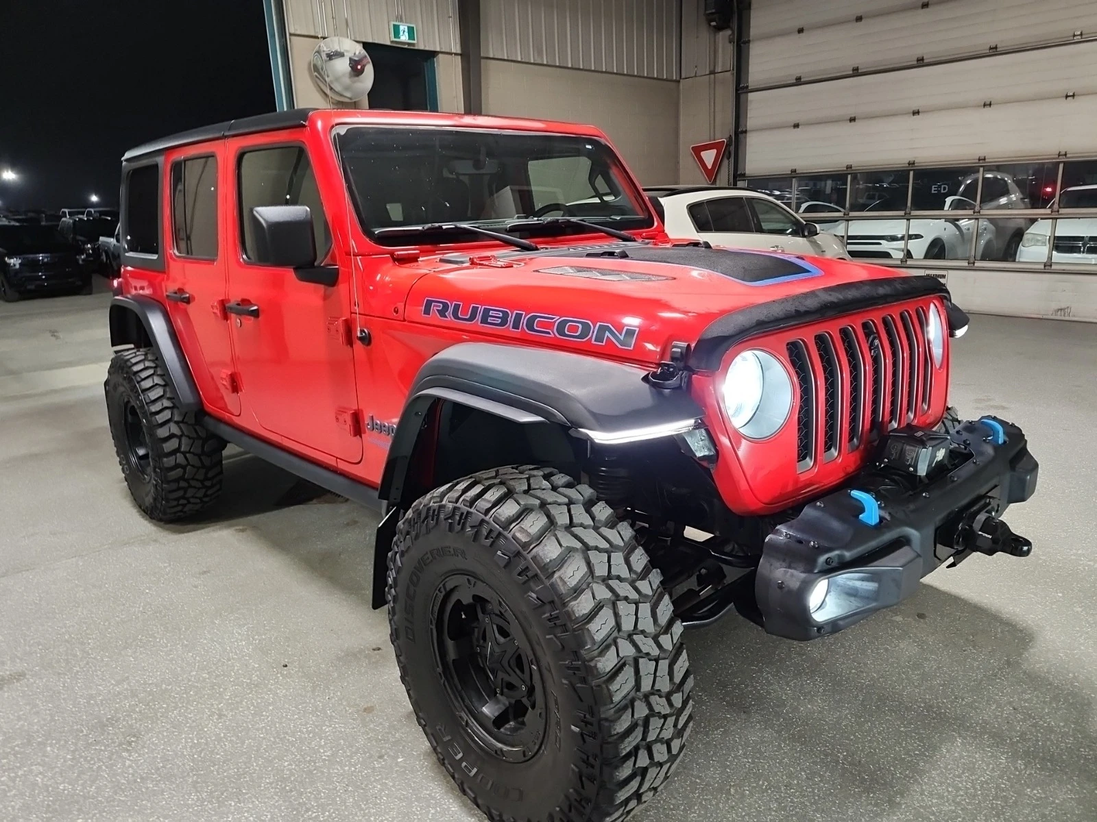 Jeep Wrangler 4XE UNLIMITED RUBICON * CARFAX * * АВТО КРЕДИТ * * - изображение 2