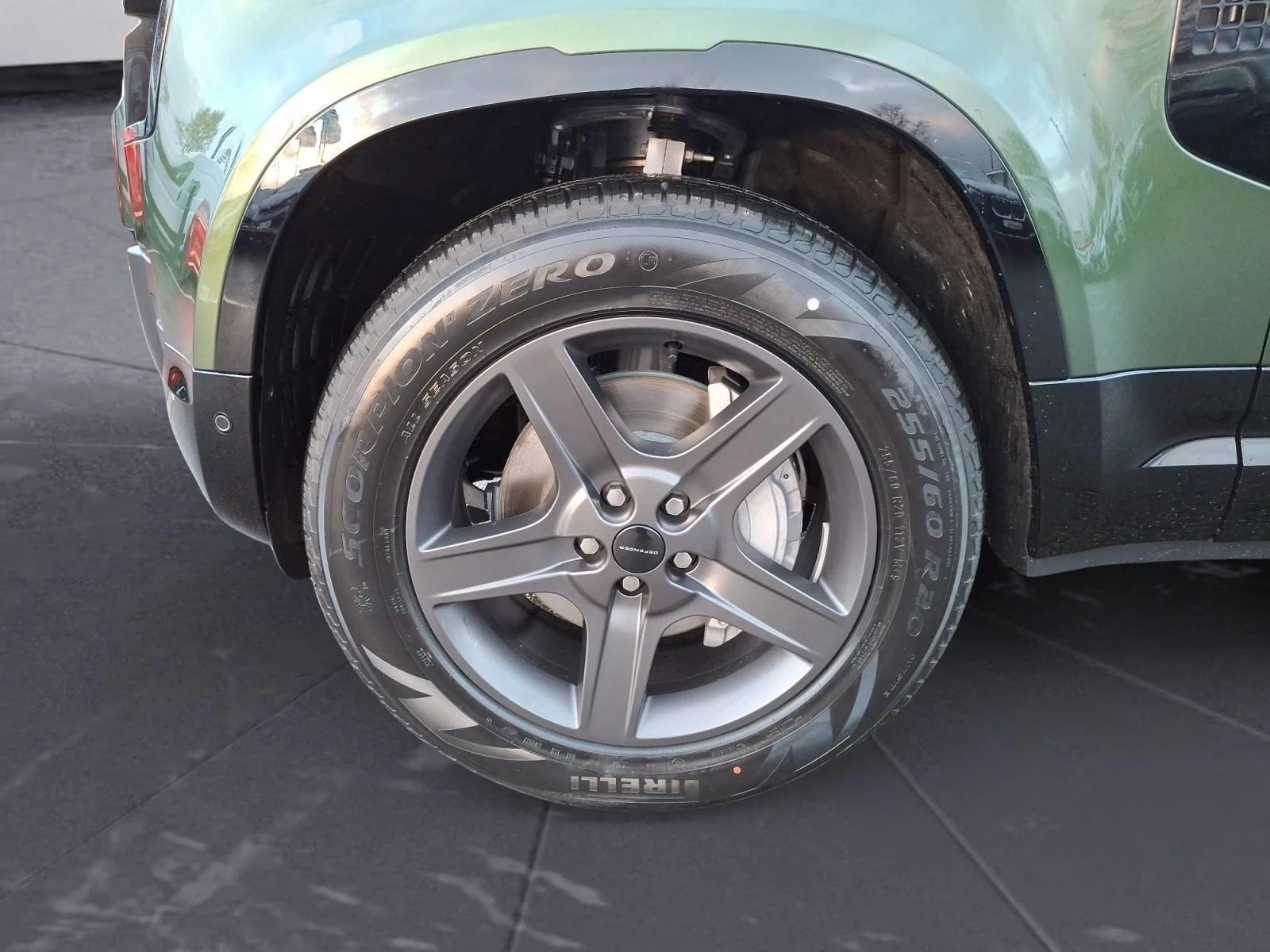 Land Rover Defender 110 D350 X-DYNAMIC SE/PANO/MERIDIAN/CAMERA/ - изображение 3