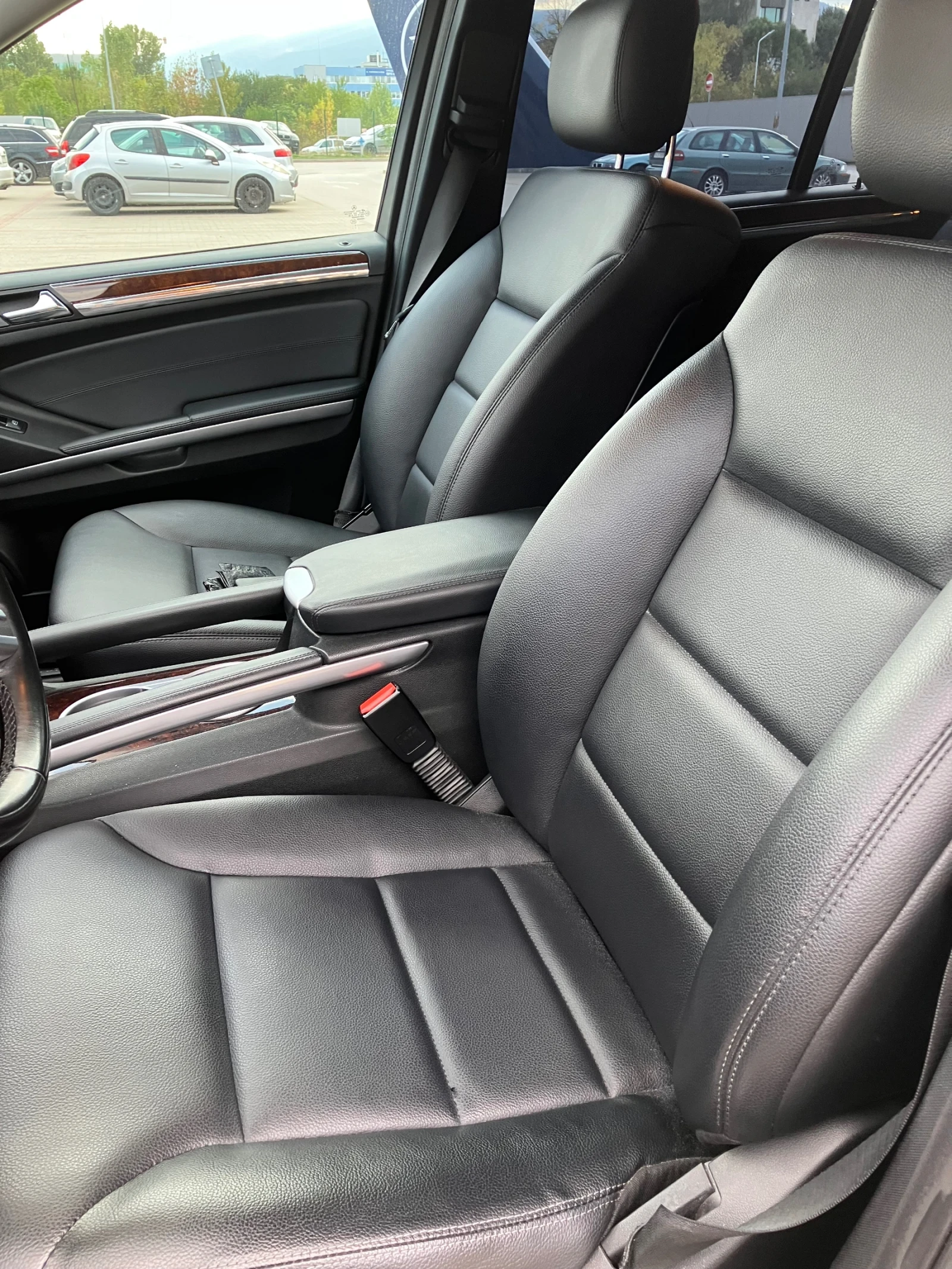 Mercedes-Benz ML 350  - изображение 9