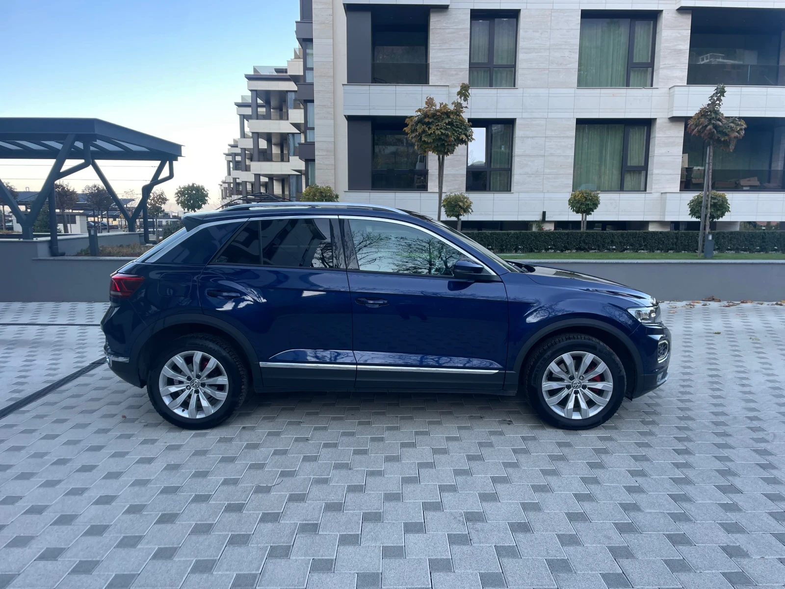 VW T-Roc 1.5TSI Първи с-ник Реален километраж. Първи собств - изображение 4