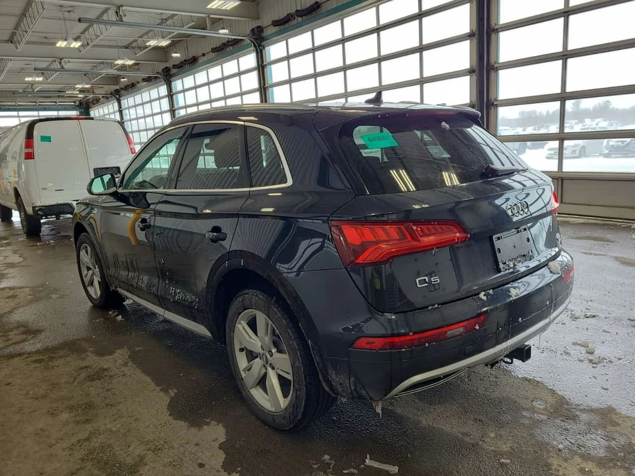 Audi Q5 PRESTIGE | PANO | ДИСТРОНИК | KEYLESS | CARFAX, снимка 4 - Автомобили и джипове - 53928348
