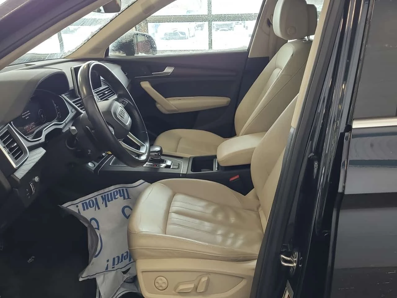 Audi Q5 PRESTIGE | PANO | ДИСТРОНИК | KEYLESS | CARFAX, снимка 5 - Автомобили и джипове - 53928348