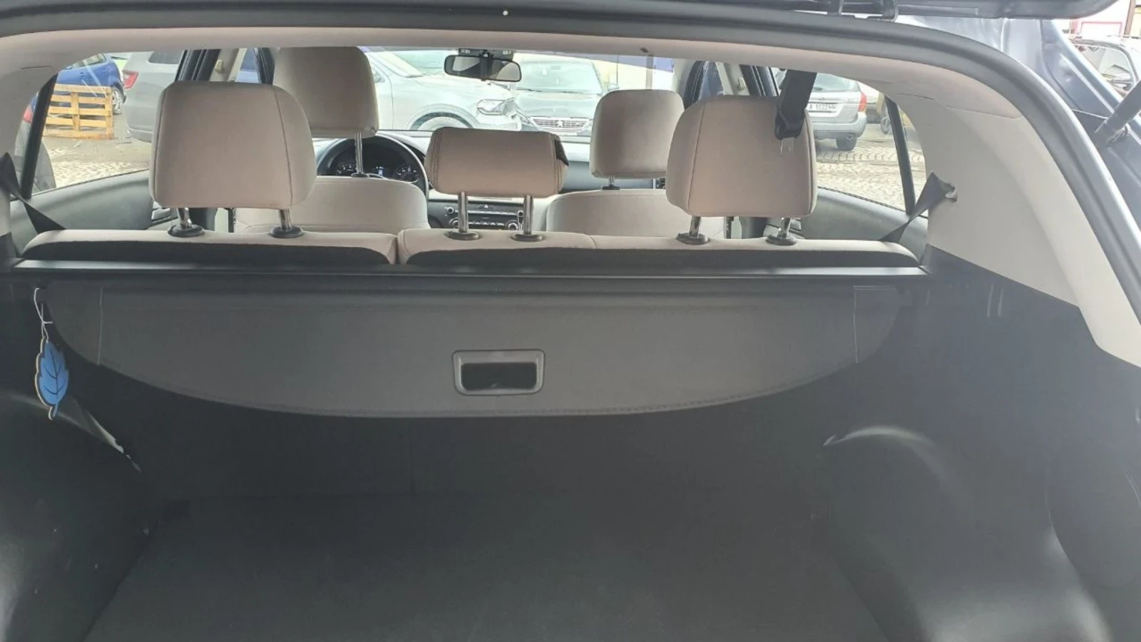 Kia Sportage, снимка 7 - Автомобили и джипове - 54091237