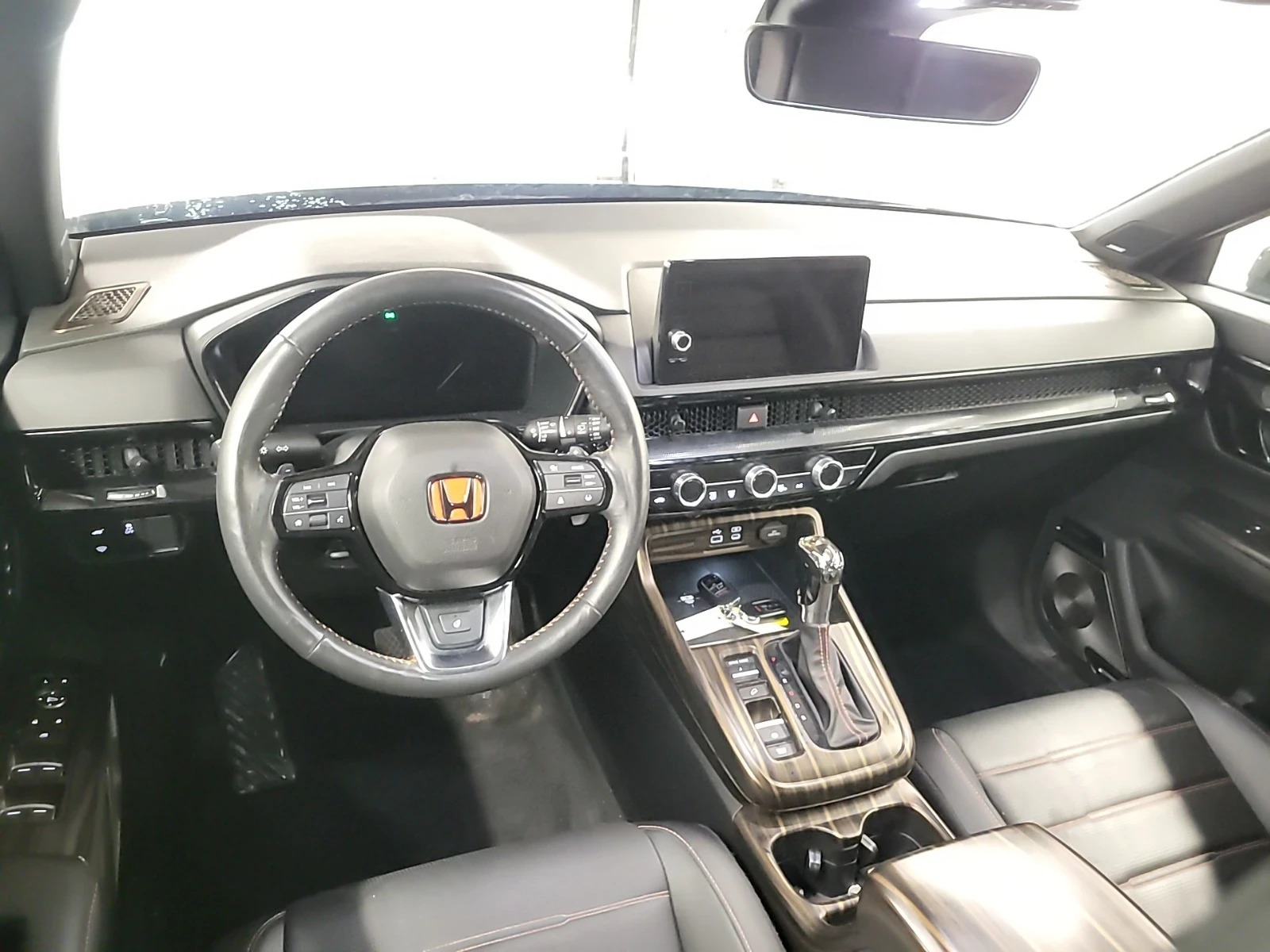 Honda Cr-v HYBRID * ПАНОРАМА * 2 КЛЮЧА * CAR FAX * АВТОКРЕДИТ, снимка 8 - Автомобили и джипове - 54209239