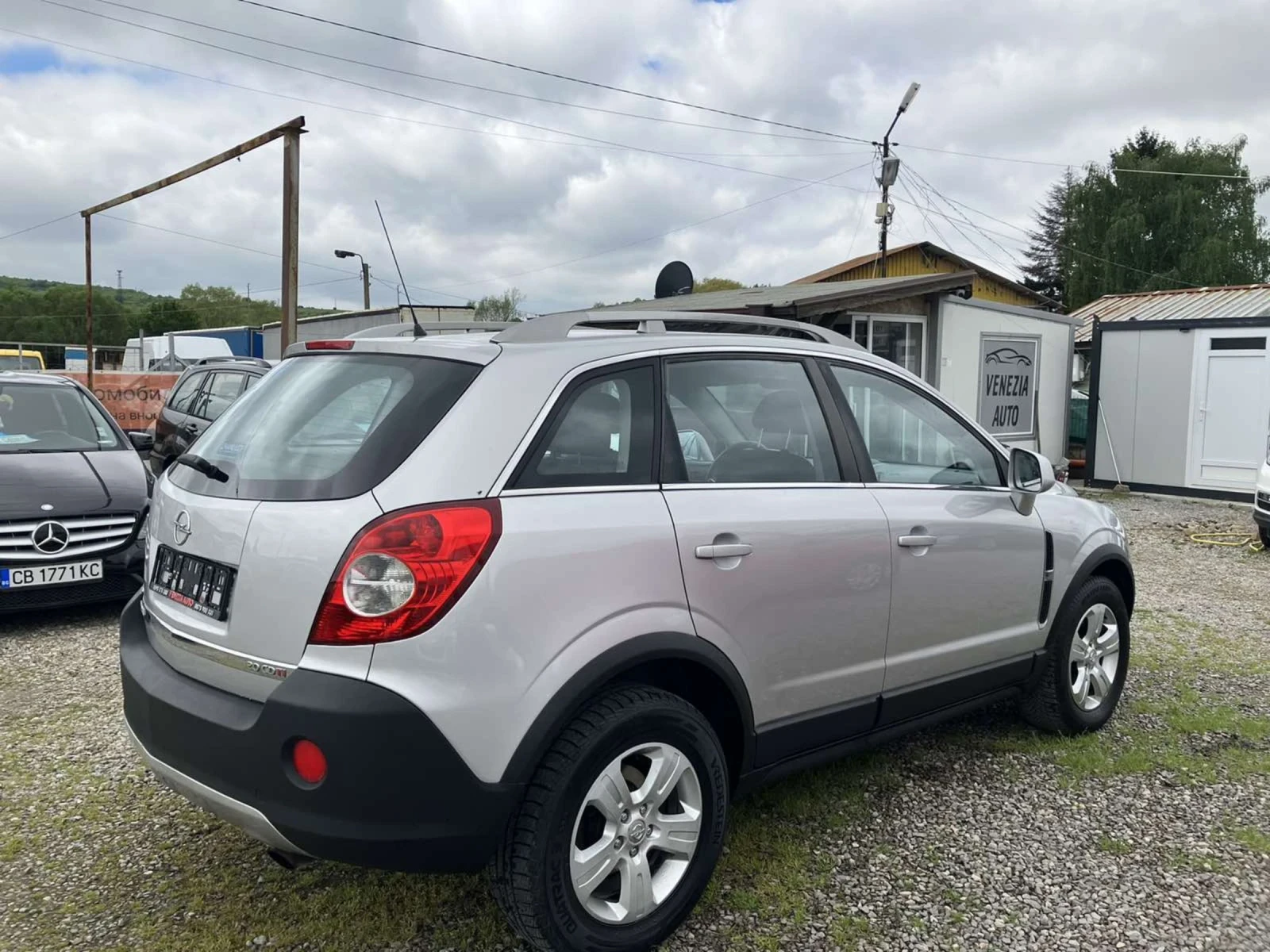 Opel Antara, снимка 5 - Автомобили и джипове - 54794278
