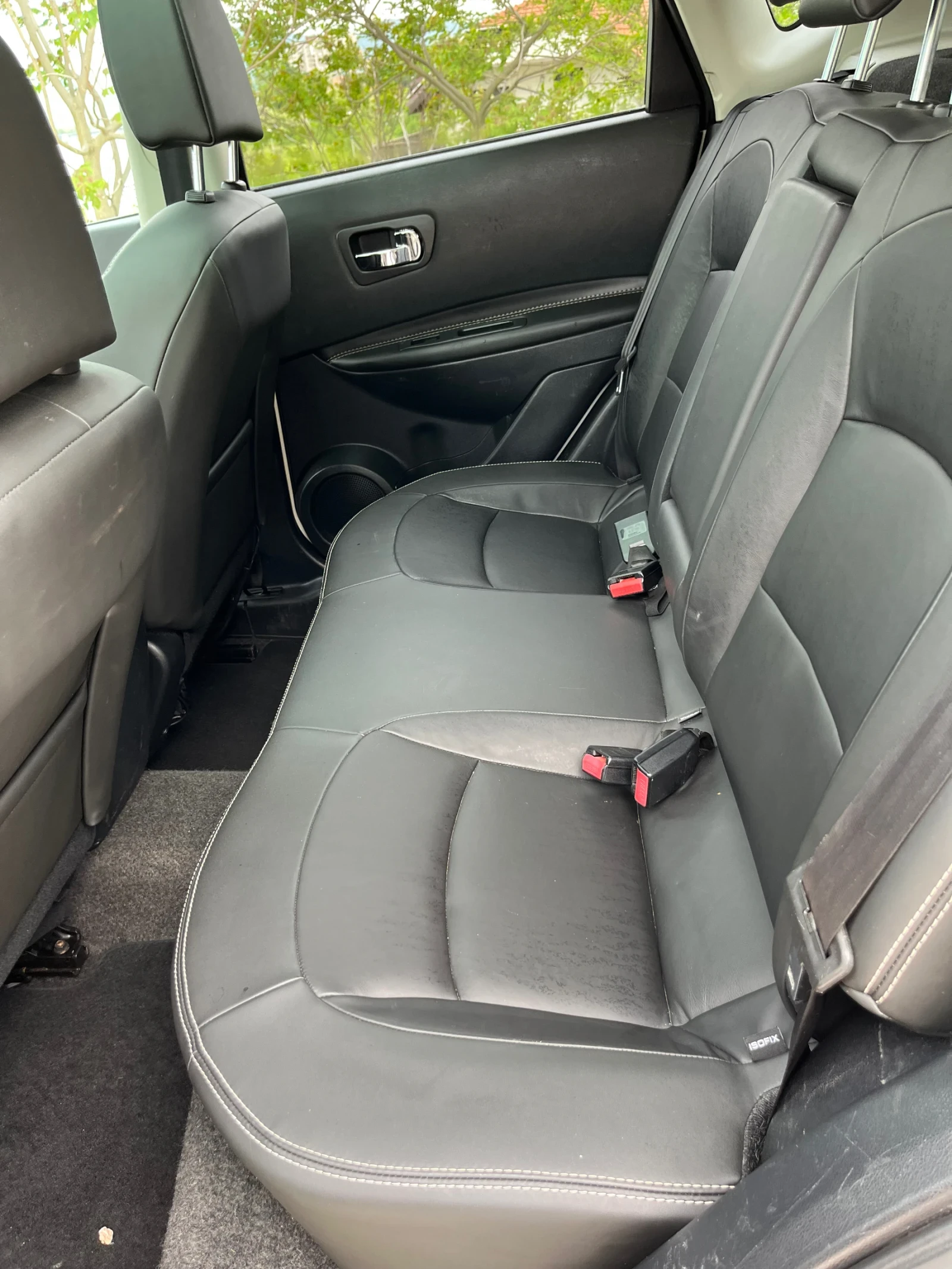 Nissan Qashqai 1.6 DCi TEKNA, снимка 12 - Автомобили и джипове - 54943297