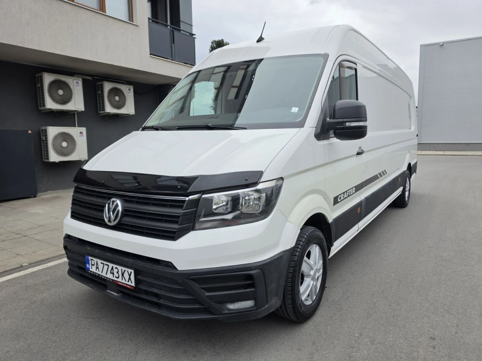 VW Crafter XXXL, NAVI, KLIMATRONIK, снимка 2 - Бусове и автобуси - 53953102