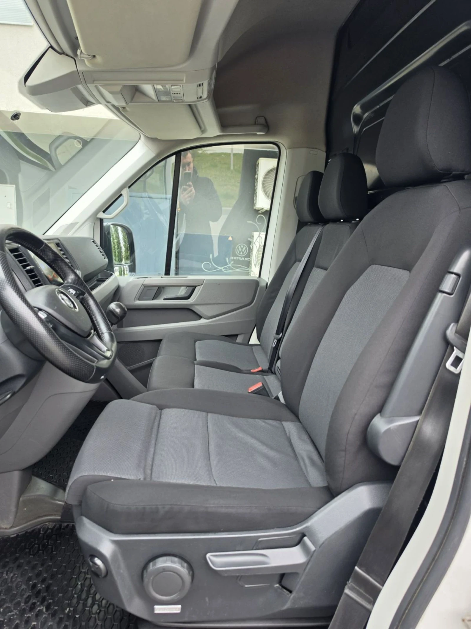 VW Crafter XXXL, NAVI, KLIMATRONIK, снимка 12 - Бусове и автобуси - 53953102