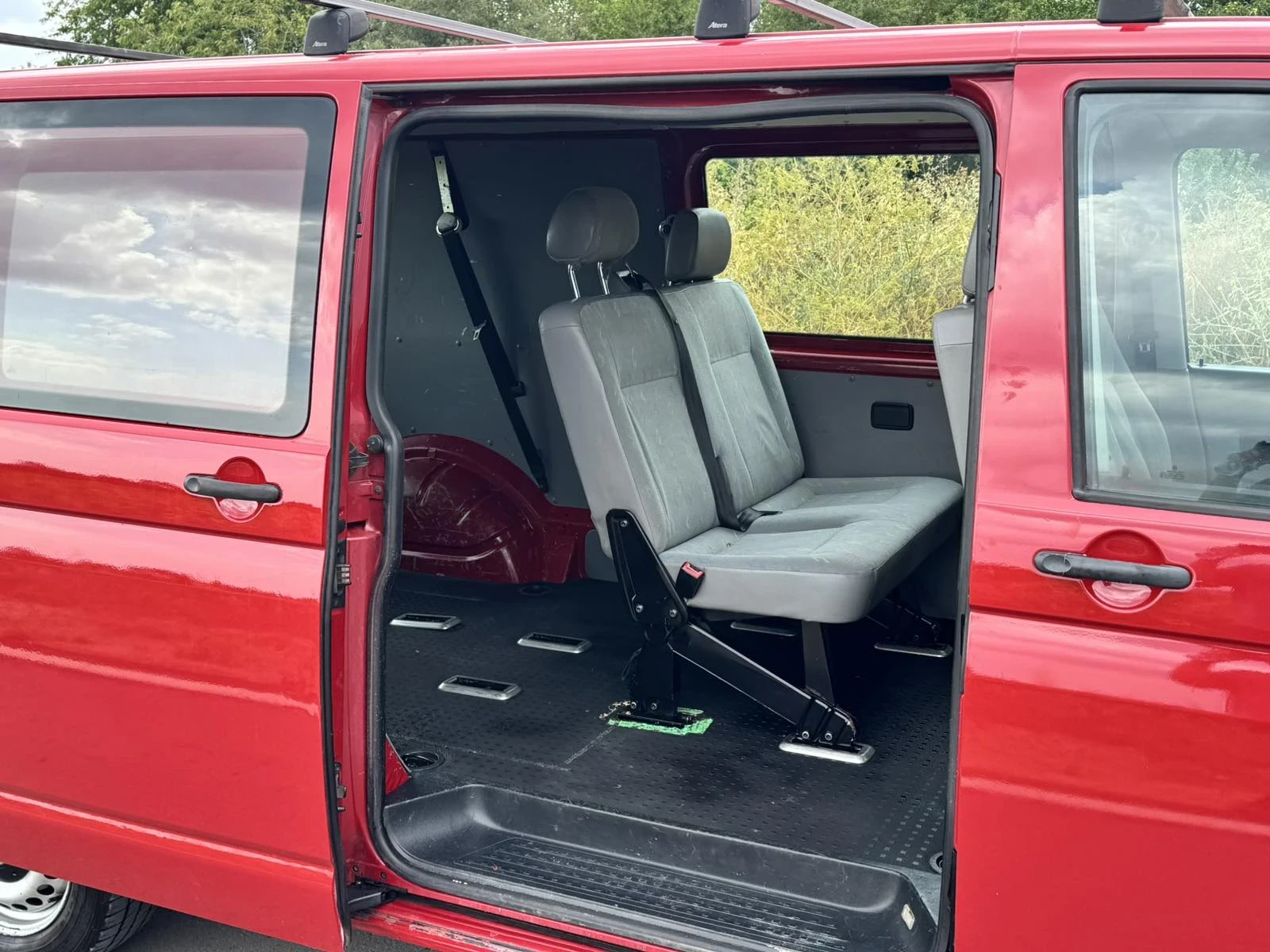 VW T5 ДЪЛГА БАЗА , снимка 9 - Бусове и автобуси - 55251602