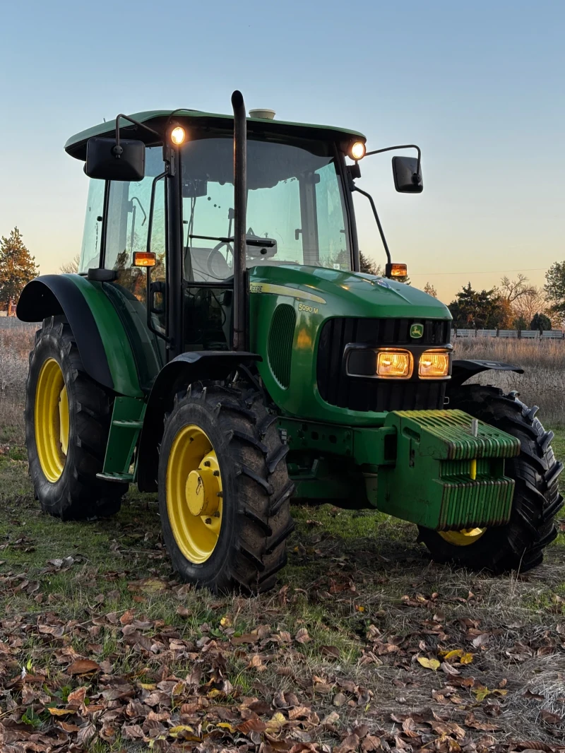 Трактор John Deere 5090M, снимка 2 - Селскостопанска техника - 52592732