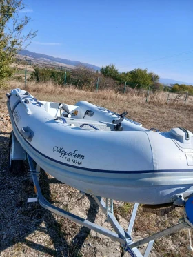 Надуваема лодка Highfield 340 Класик, снимка 4