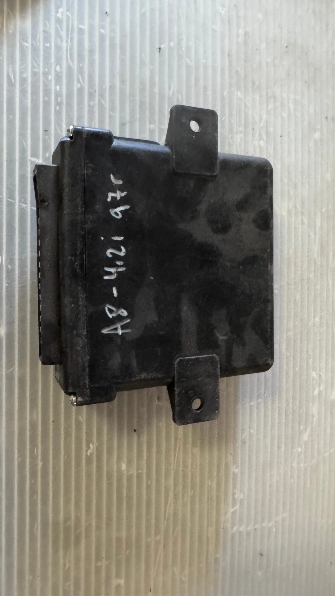       Audi A8  - 5DS007345-00 / 4D0909611 | Mobile.bg   2