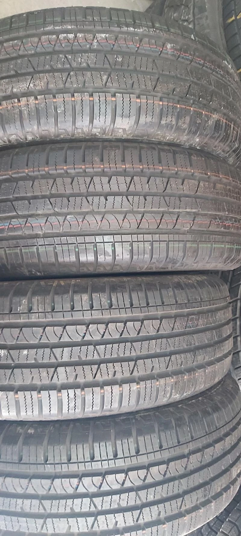 Гуми Всесезонни 215/65R16, снимка 1 - Гуми и джанти - 32905308