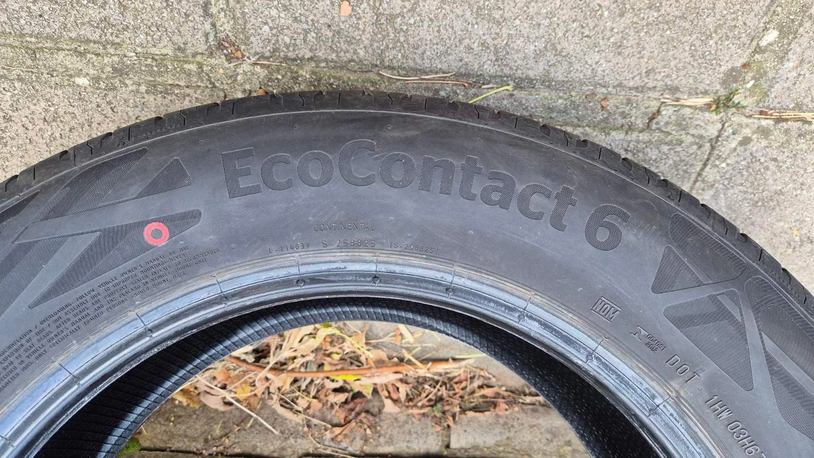 Гуми Летни 215/65R17, снимка 6 - Гуми и джанти - 54494989
