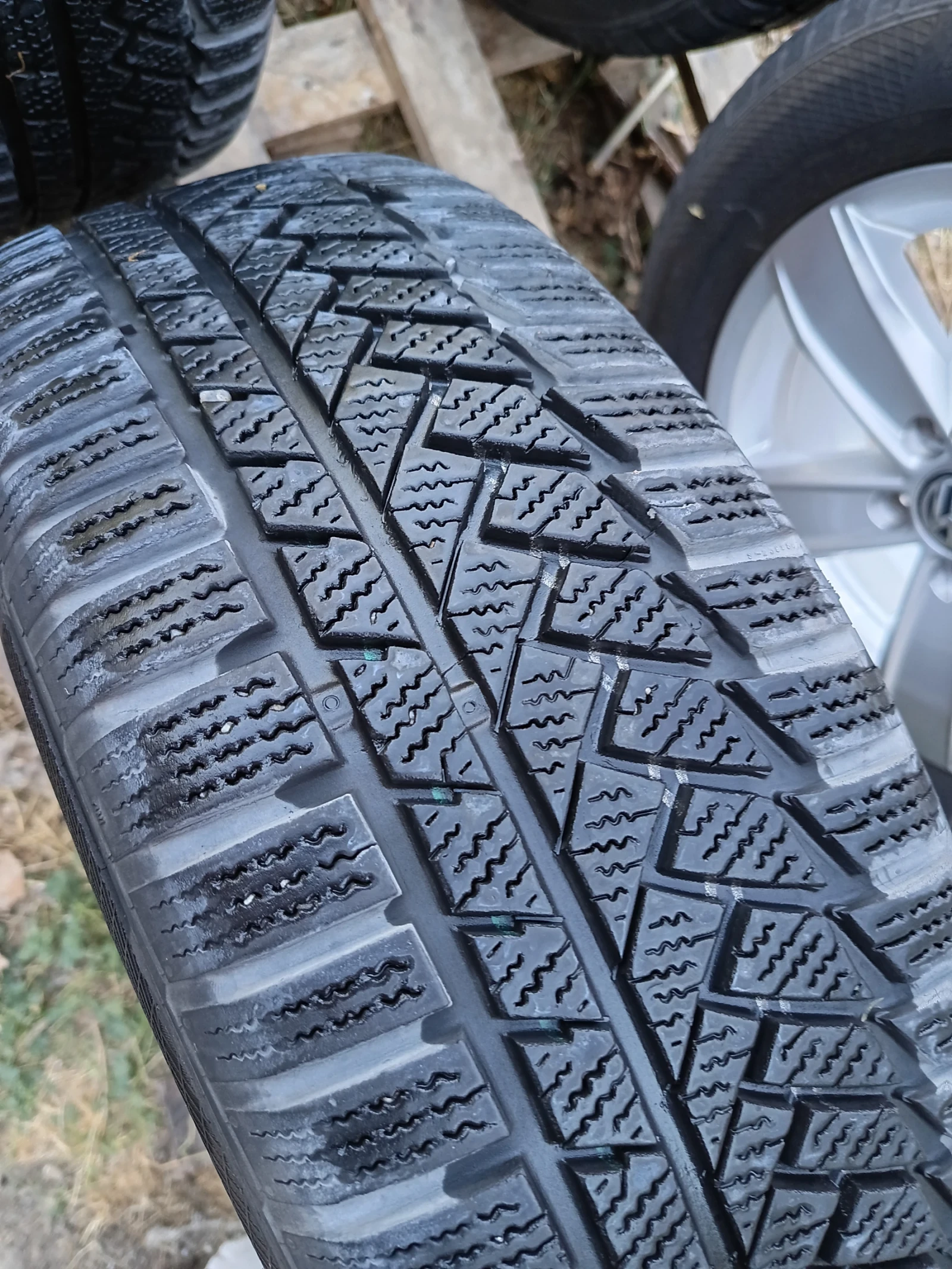 Гуми с джанти Continental 205/60R16, снимка 7 - Гуми и джанти - 55694258